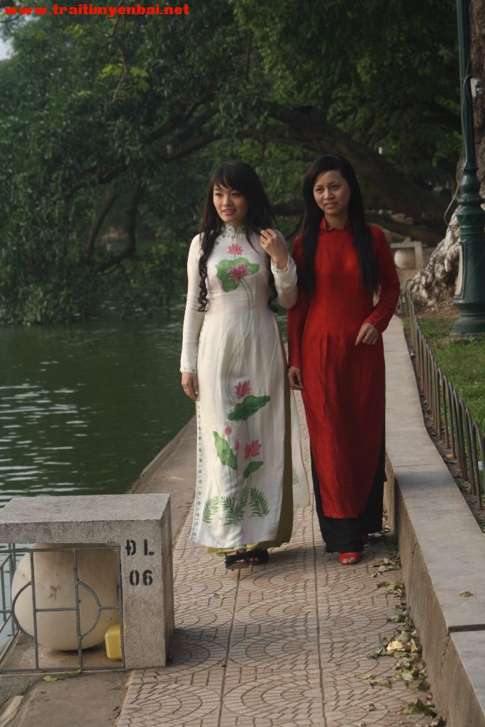 Ao dai25.JPG